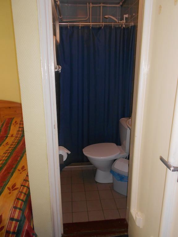 Kuivoja Holiday Center Loksa Habitación foto